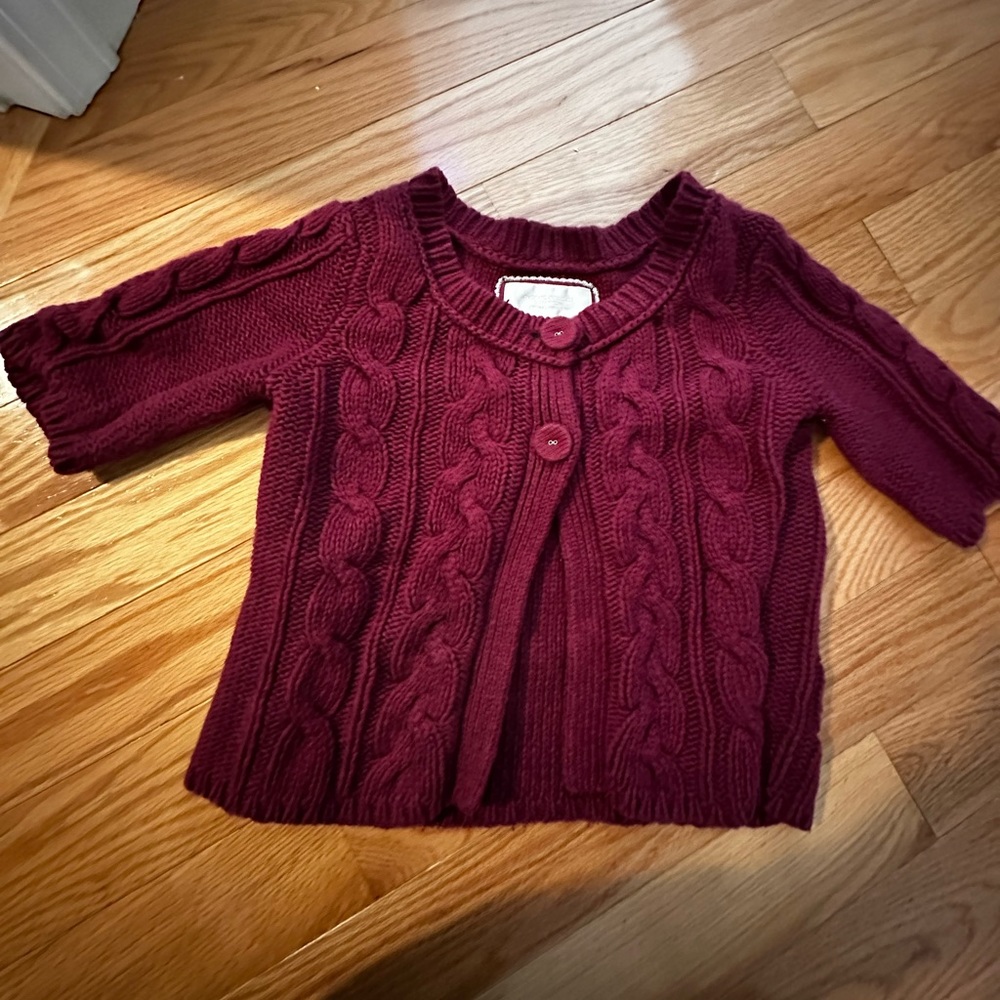 American Eagle Sweater